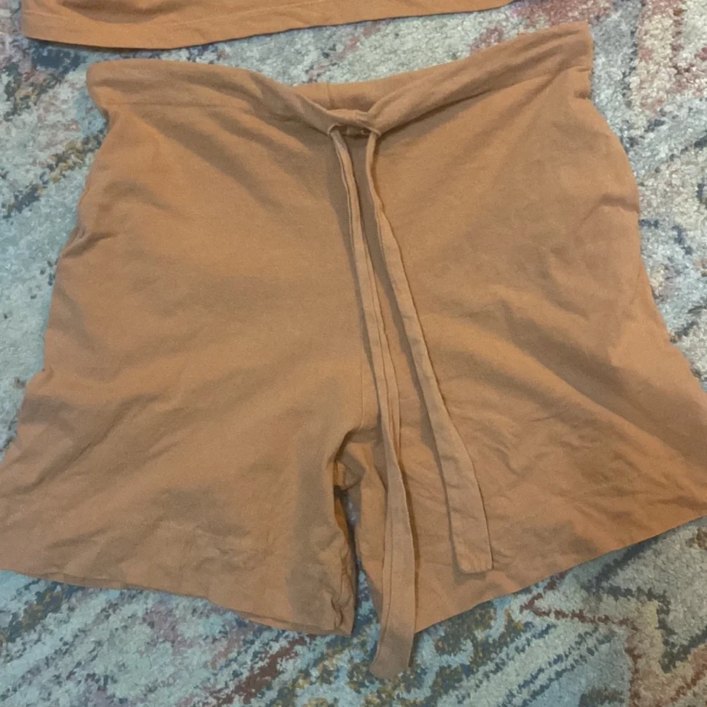 Pansy Gym Short and Crop Top in Sweet Potato Matching Set - Picture 2 of 6